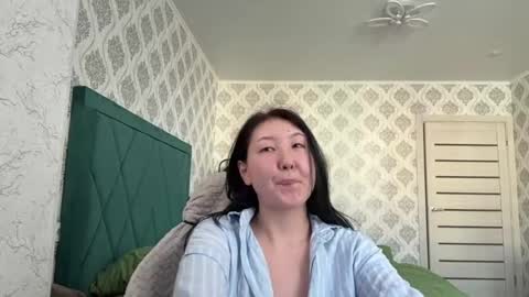 Snapshot of ameliya_kim chatting on 05-04-26, 05:58 Ameliya online show from 05-04-26, 05:58