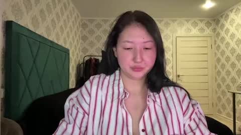Snapshot of ameliya_kim chatting on 05-08-26, 09:09 Ameliya online show from 05-08-26, 09:09