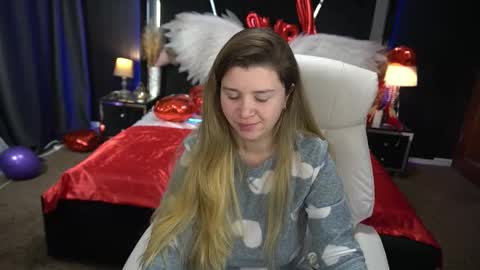 amellymillyy online show from 02-11-26, 06:51