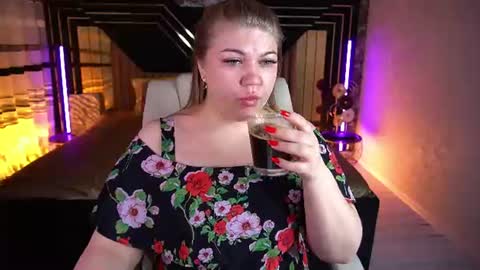 Alina online show from 07-21-26, 12:18
