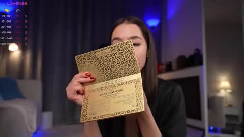 Snapshot of amelyxxx chatting on 09-27-25, 12:48 Amy online show from 09-27-25, 12:48