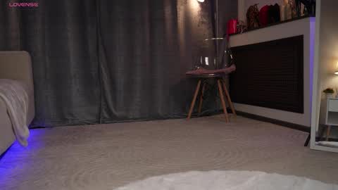 Snapshot of amelyxxx chatting on 10-31-25, 01:39 Amy online show from 10-31-25, 01:39