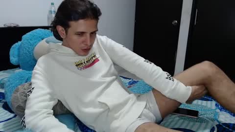 Snapshot of americanbig_dick chatting on 02-22-25, 03:56 Lucian online show from 02-22-25, 03:56