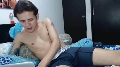 Snapshot of americanbig_dick chatting on 03-02-25, 11:20 Lucian online show from 03-02-25, 11:20