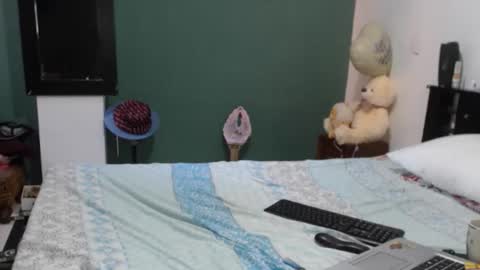 Snapshot of americanbig_dick chatting on 09-21-25, 10:00 Lucian online show from 09-21-25, 10:00