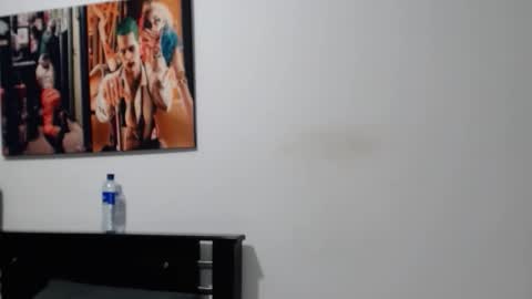 Snapshot of americanbig_dick chatting on 10-02-25, 12:06 Lucian online show from 10-02-25, 12:06