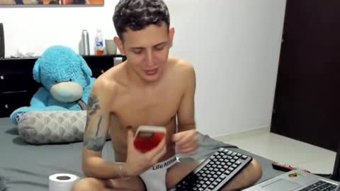 Snapshot of americanbig_dick chatting on 11-13-25, 12:20 Lucian online show from 11-13-25, 12:20