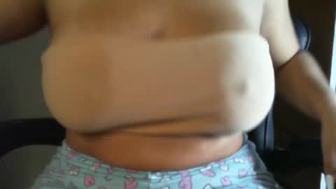 Mari online show from 02-26-26, 04:06