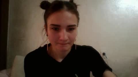 Snapshot of amethystnight_ chatting on 03-04-25, 09:40 Julia online show from 03-04-25, 09:40