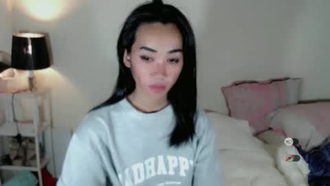 Snapshot of ami_lewis chatting on 09-29-25, 03:11 JOANNA online show from 09-29-25, 03:11