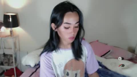 Snapshot of ami_lewis chatting on 10-02-25, 03:35 JOANNA online show from 10-02-25, 03:35