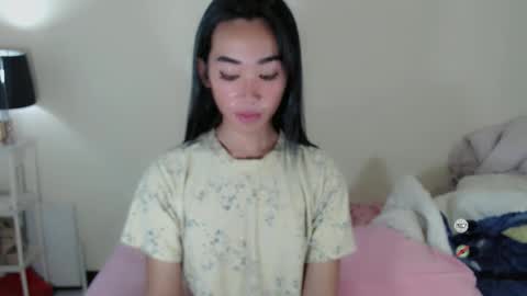 Snapshot of ami_lewis chatting on 10-04-25, 11:14 JOANNA online show from 10-04-25, 11:14