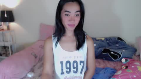 Snapshot of ami_lewis chatting on 10-11-25, 11:03 JOANNA online show from 10-11-25, 11:03