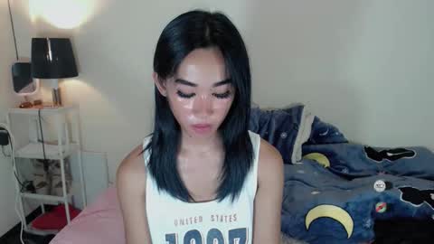 Snapshot of ami_lewis chatting on 10-12-25, 12:59 JOANNA online show from 10-12-25, 12:59