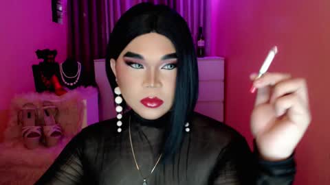 Queen Mireska online show from 01-05-25, 10:53