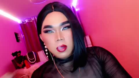 Queen Mireska online show from 03-01-25, 04:33