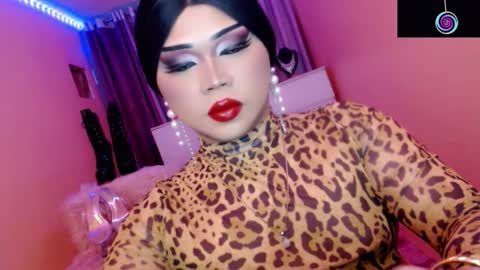 Snapshot of amiadoll chatting on 02-13-26, 03:41 Queen Mireska online show from 02-13-26, 03:41