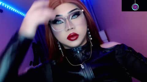 Snapshot of amiadoll chatting on 03-15-26, 03:40 Queen Mireska online show from 03-15-26, 03:40