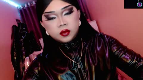 Queen Mireska online show from 05-03-26, 05:19