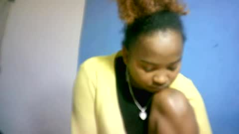 amielle_01 online show from 07-31-26, 08:52
