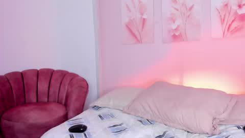 Snapshot of amiiclark chatting on 02-01-26, 07:12 AmiiClark online show from 02-01-26, 07:12