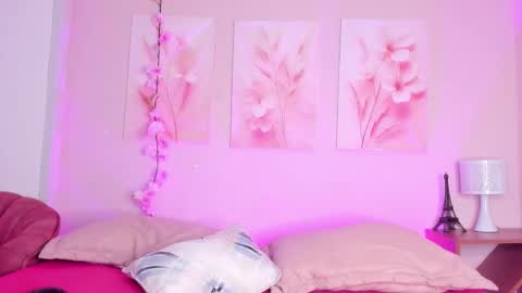 Snapshot of amiiclark chatting on 02-26-26, 06:51 AmiiClark online show from 02-26-26, 06:51