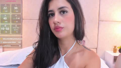 Snapshot of amiirra_ chatting on 12-14-24, 11:23 Amira sweet online show from 12-14-24, 11:23