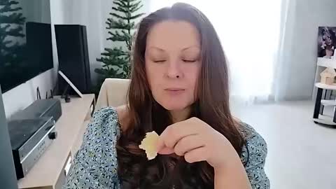 Mila online show from 02-09-26, 06:39