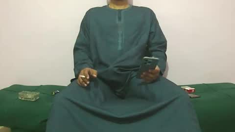 Snapshot of amir_elaraby chatting on 10-02-25, 07:43 Amir online show from 10-02-25, 07:43