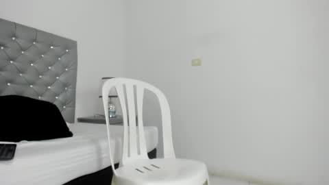 Mikelsen online show from 02-12-25, 01:16