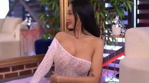 Amira online show from 07-06-26, 06:10