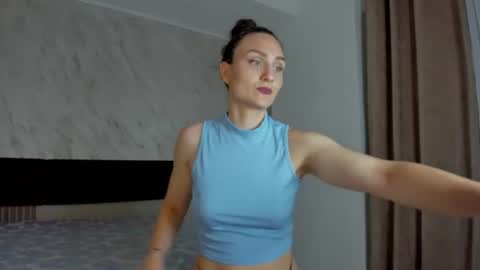 AmiraAnne online show from 07-12-26, 06:54