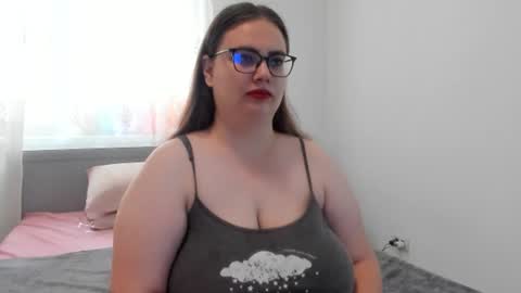 Amira Vyxen online show from 06-25-26, 07:13