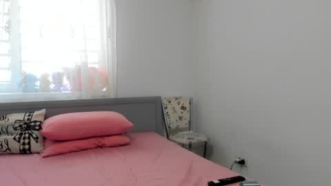 Amira Vyxen online show from 07-23-26, 09:07