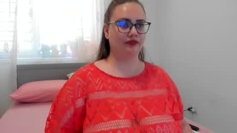 Amira Vyxen online show from 07-28-26, 12:48