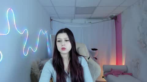 Snapshot of amirelioren chatting on 02-15-26, 06:10 Amire online show from 02-15-26, 06:10