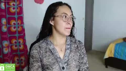 Snapshot of amitlu_ chatting on 11-23-25, 05:35 amitlu_ online show from 11-23-25, 05:35