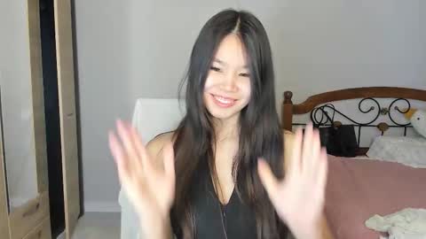 Snapshot of amiya_cute chatting on 02-07-26, 02:21 Ami online show from 02-07-26, 02:21