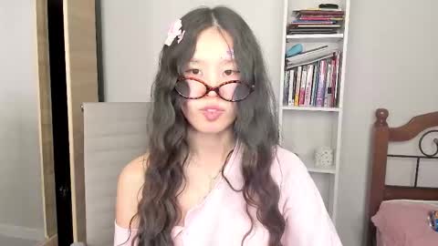 Snapshot of amiya_cute chatting on 02-27-26, 02:28 Ami online show from 02-27-26, 02:28