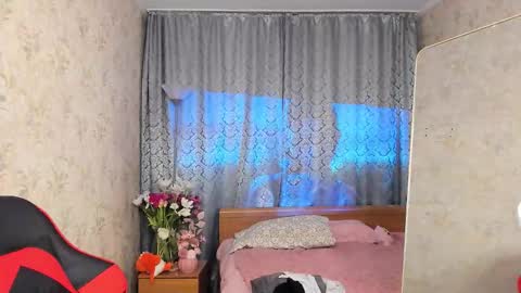 Snapshot of amiya_cute chatting on 03-10-26, 06:24 Ami online show from 03-10-26, 06:24