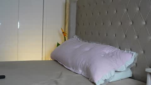 Amy online show from 02-06-26, 10:29