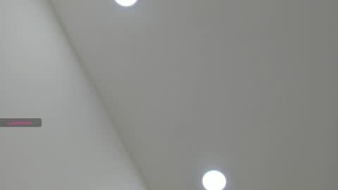 Snapshot of ammber_collins_ chatting on 12-15-25, 02:21 Amber online show from 12-15-25, 02:21