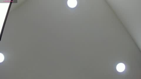 Snapshot of ammber_collins_ chatting on 02-18-26, 05:09 Amber online show from 02-18-26, 05:09