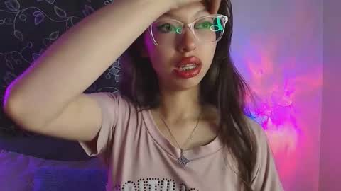 Snapshot of ammeliejoy chatting on 03-09-26, 11:31 Ammelie online show from 03-09-26, 11:31