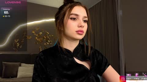 Snapshot of ammy_77 chatting on 01-28-25, 10:02 Ammy online show from 01-28-25, 10:02