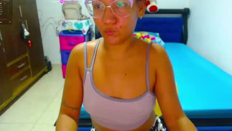 Snapshot of ammy_ronan chatting on 07-16-26, 12:38 IM AMMY online show from 07-16-26, 12:38