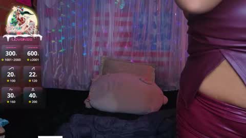 Snapshot of ammy_stones1 chatting on 12-15-25, 09:02 Ammy Stones online show from 12-15-25, 09:02