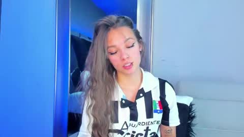 Ammy Jones online show from 04-21-26, 02:51