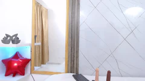 AmmyPike online show from 03-04-25, 12:44