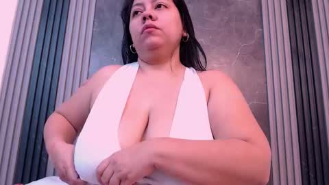 AmmyPike online show from 09-11-25, 12:05